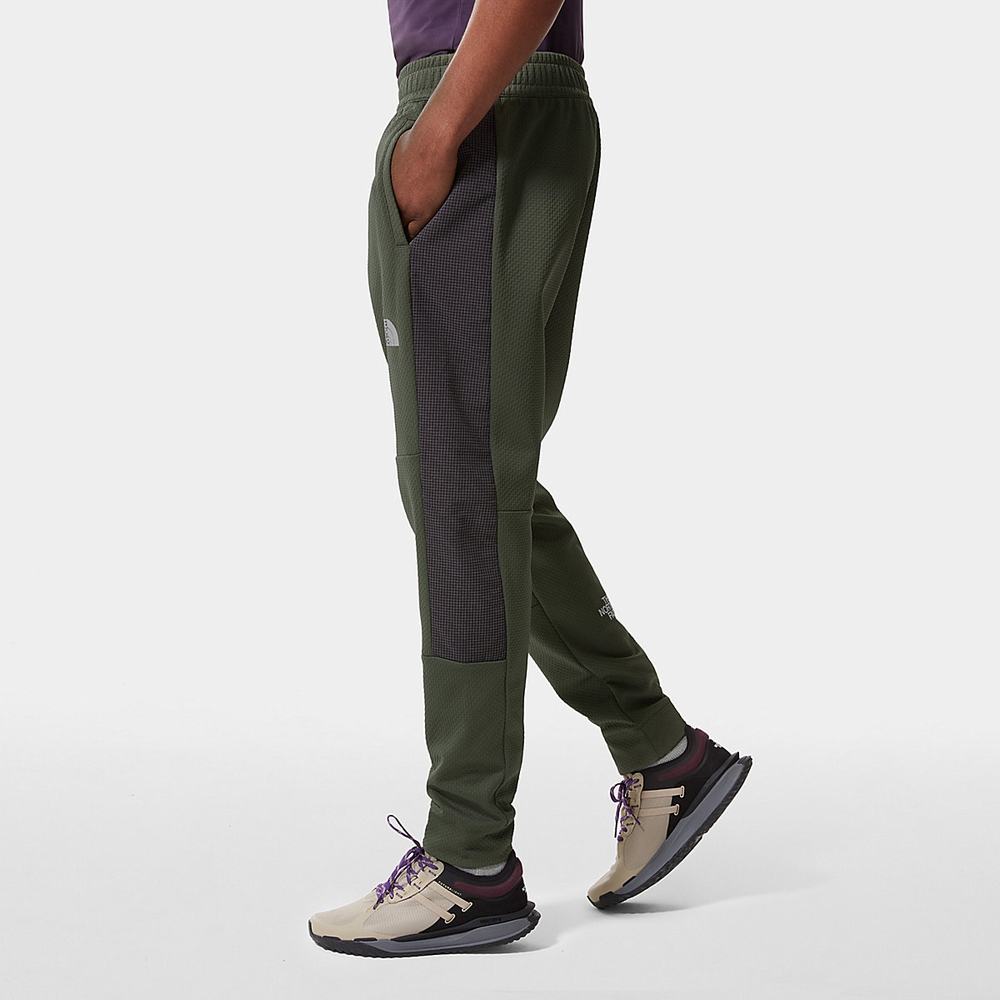Jogger Nohavice The North Face MOUNTAIN ATHLETICS Panske Olivovo Zelená Zelene | AGE-524187