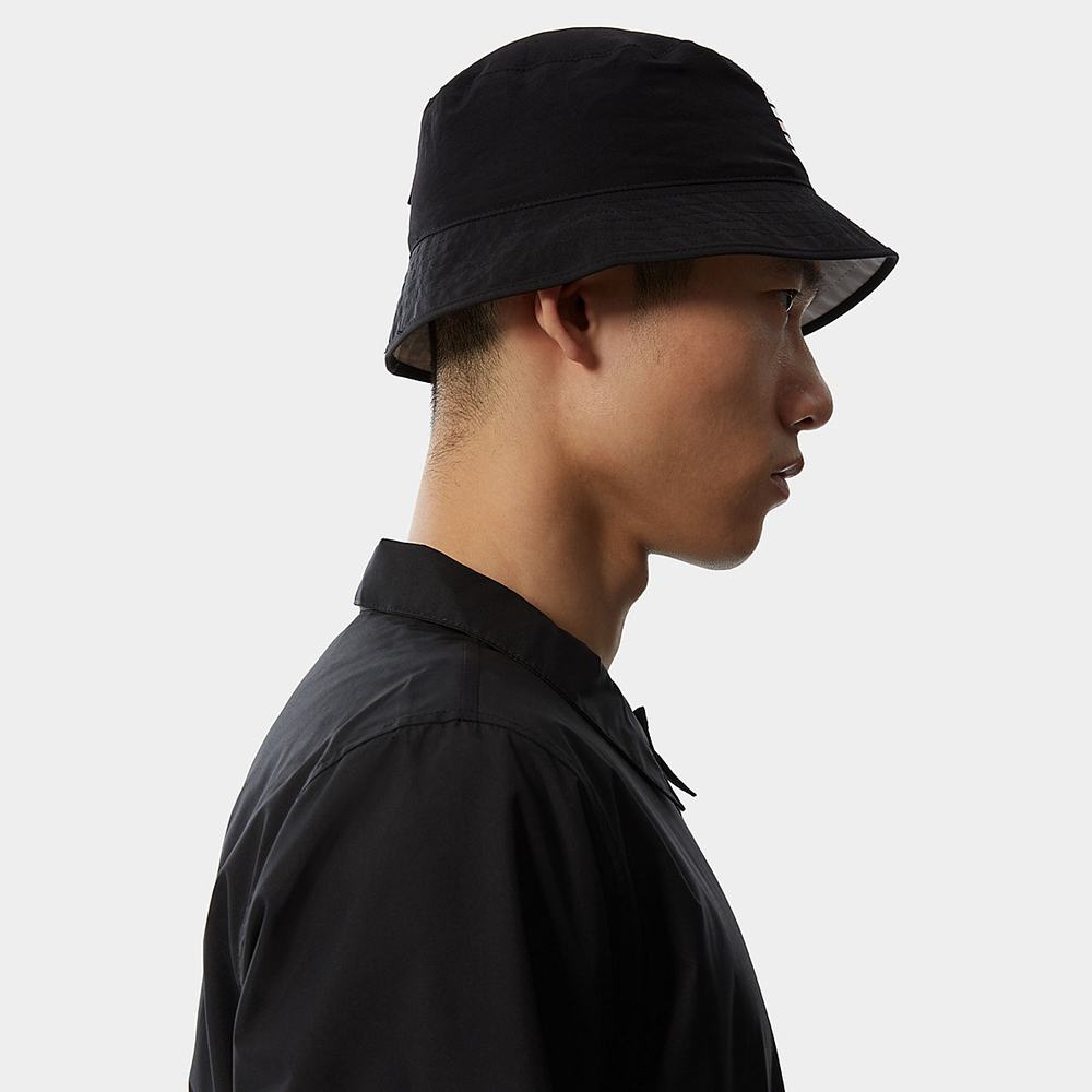 Klobuky The North Face INTERNATIONAL COLLECTION REVERSIBLE SPECTATOR BUCKET HAT Damske Čierne Biele | CZX-102658