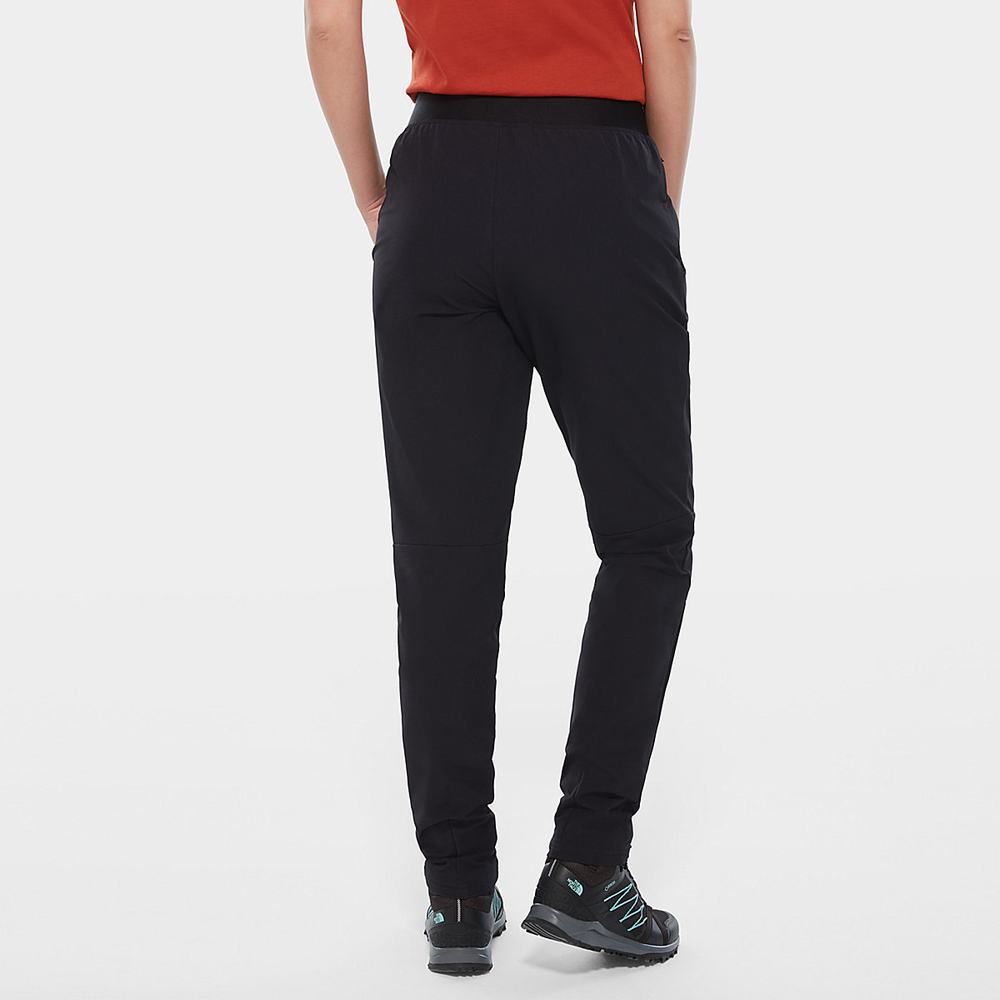 Nohavice The North Face Slim Quest Softshell Damske Čierne | VSI-980342
