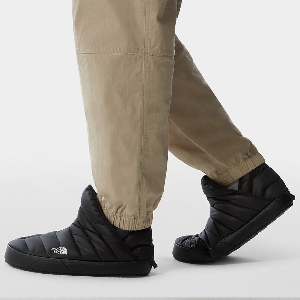 Pantofle The North Face THERMOBALL™ Traction Bootie Mule Panske Čierne Biele | LBS-605489