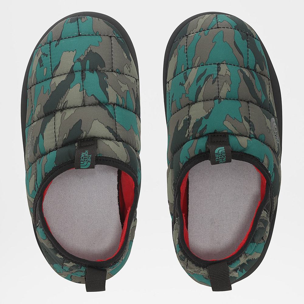 Pantofle The North Face THERMOBALL™ Traction II Mule Chlapcenske Zelene Modre Maskacove Čierne | UYS-478903
