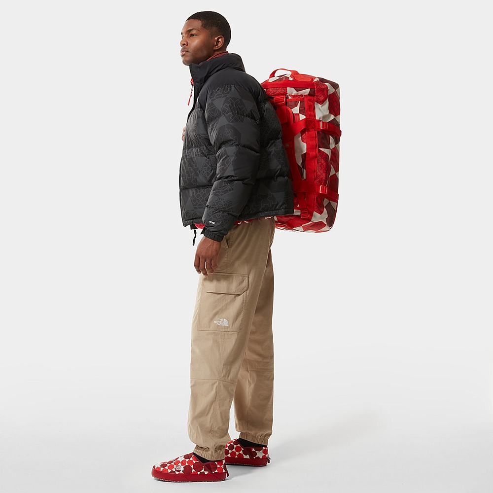Páperová Bunda The North Face 1996 PRINTED RETRO NUPTSE Panske Čierne | URH-401396