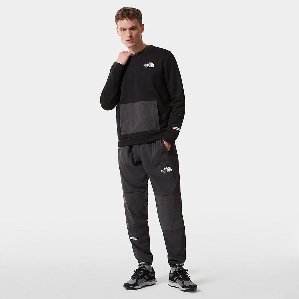 Svetre The North Face MOUNTAIN ATHLETICS Panske Čierne | UWM-328504