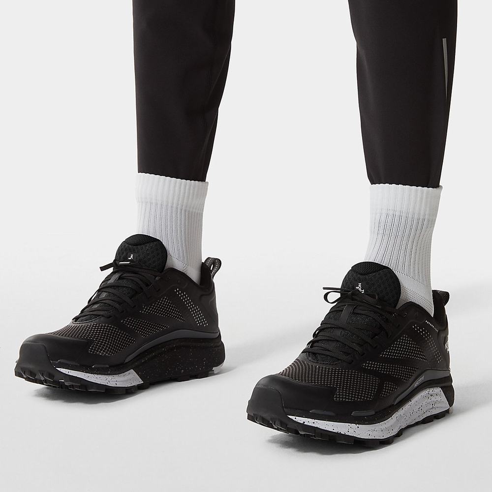 Trailove Bezecke Tenisky The North Face VECTIV™ FUTURELIGHT™ Enduris Reflect Panske Čierne Biele | RKN-489362
