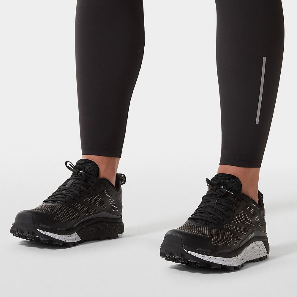 Trailove Bezecke Tenisky The North Face VECTIV™ FUTURELIGHT™ Enduris Reflect Damske Čierne Biele | YBJ-572406